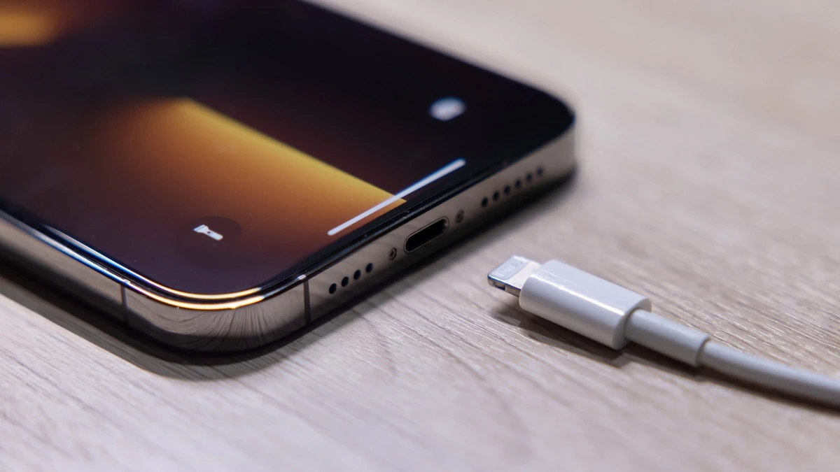 Tips Menghemat Baterai iPhone Tips Menghemat Baterai iPhone